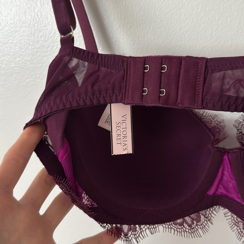 NWT Victoria Secret Elegant Lace Underwire Bra - Purple 34D - Picture 6 of 6